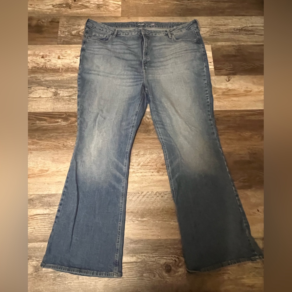 Old Navy High Rise flare jeans size 22 NWOT